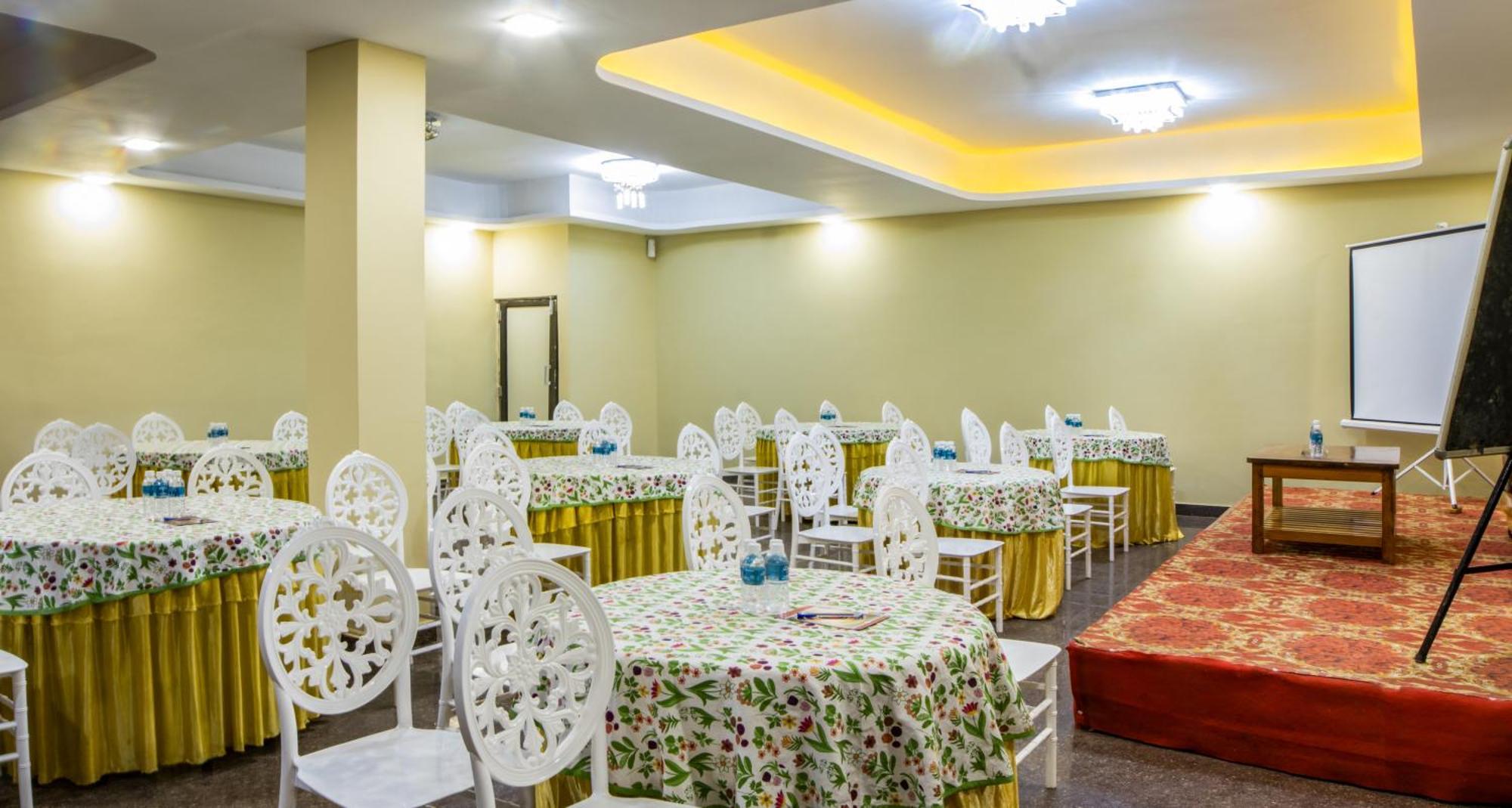 Mount Queens Hill Resort & Spa Mirik Exterior foto